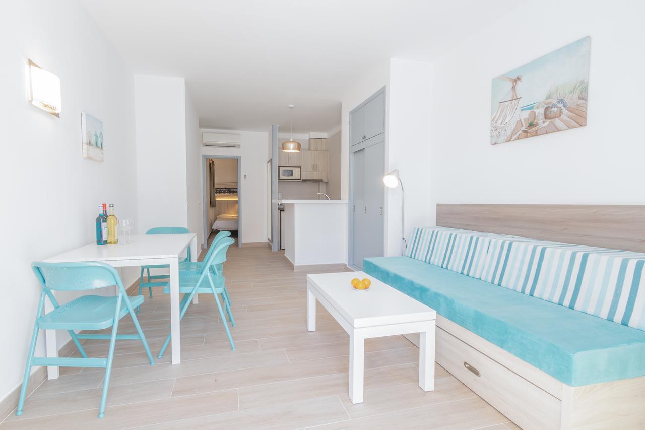 Apartamentos Lago Colonia de Sant Jordi Esterno foto