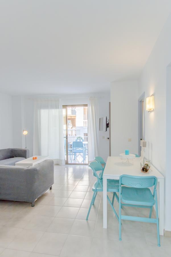 Apartamentos Lago Colonia de Sant Jordi Esterno foto