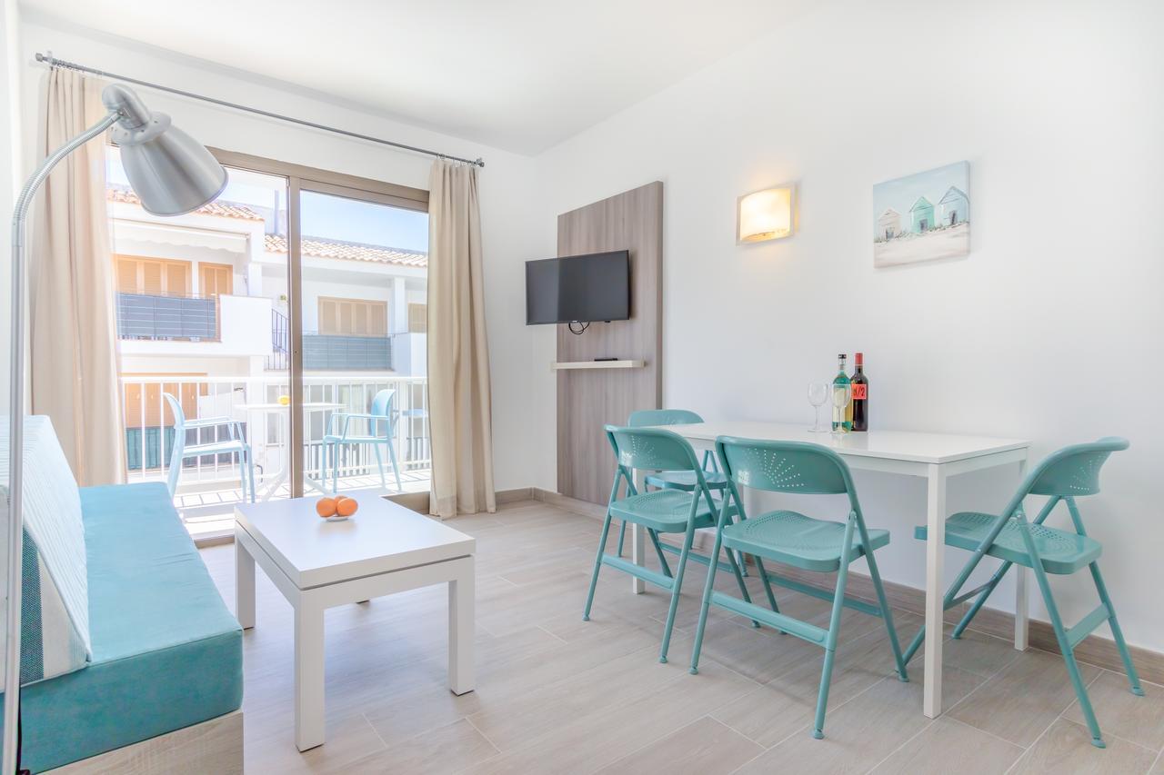 Apartamentos Lago Colonia de Sant Jordi Esterno foto