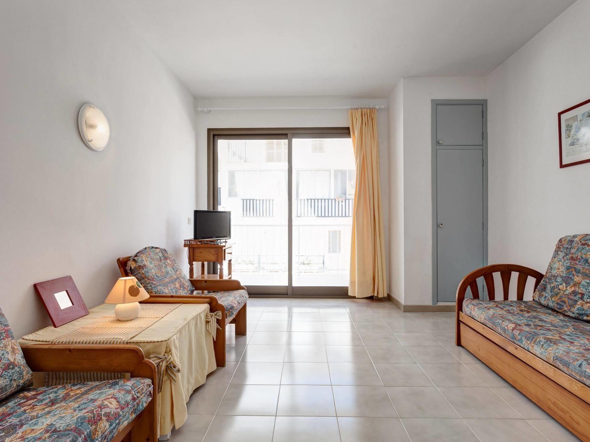 Apartamentos Lago Colonia de Sant Jordi Esterno foto