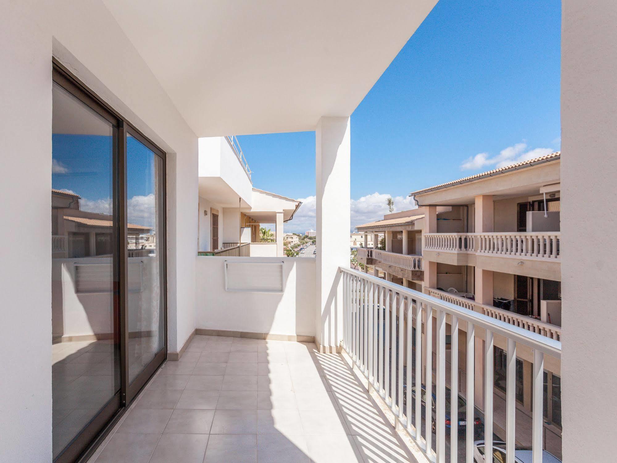 Apartamentos Lago Colonia de Sant Jordi Esterno foto