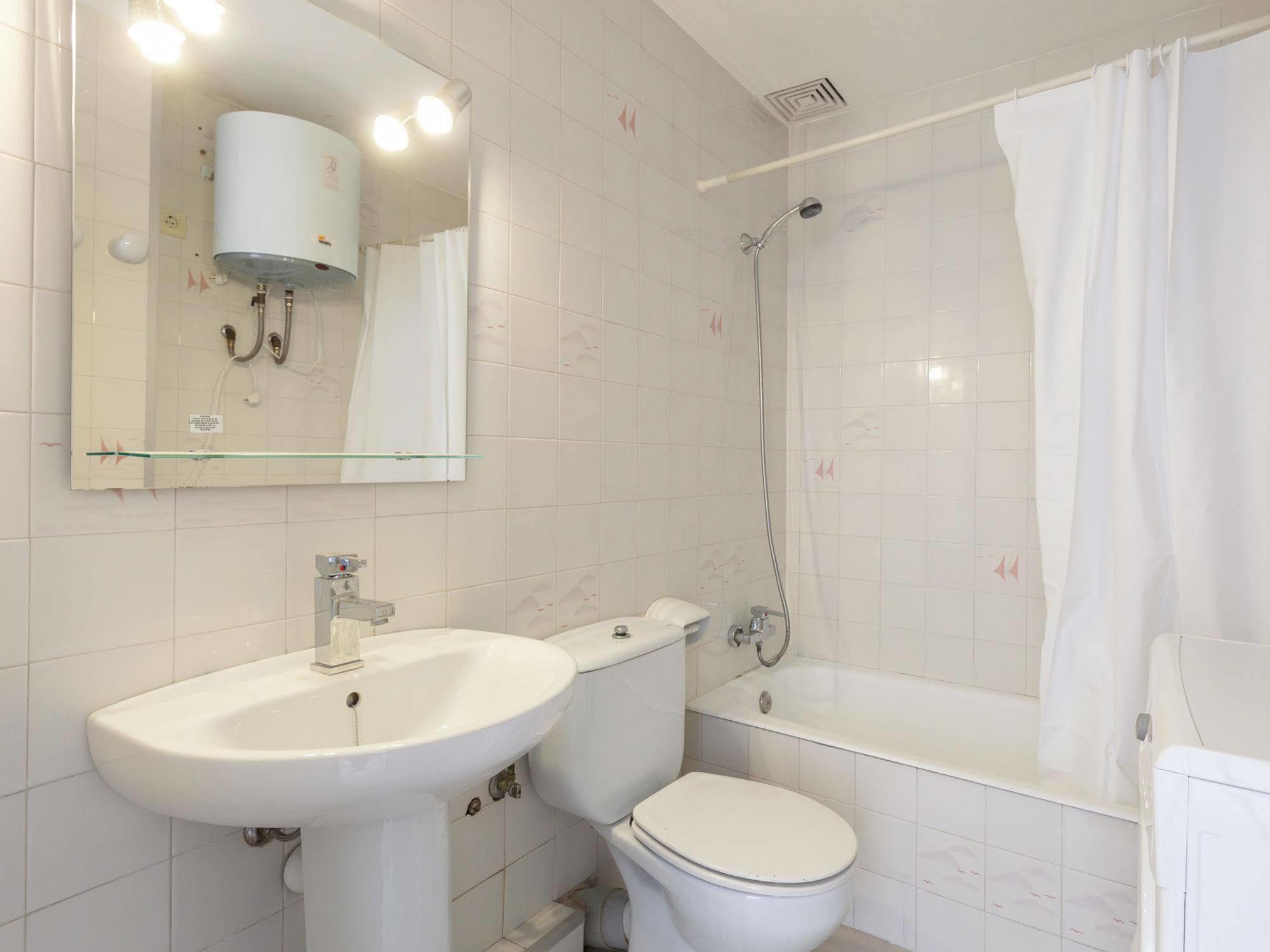 Apartamentos Lago Colonia de Sant Jordi Esterno foto